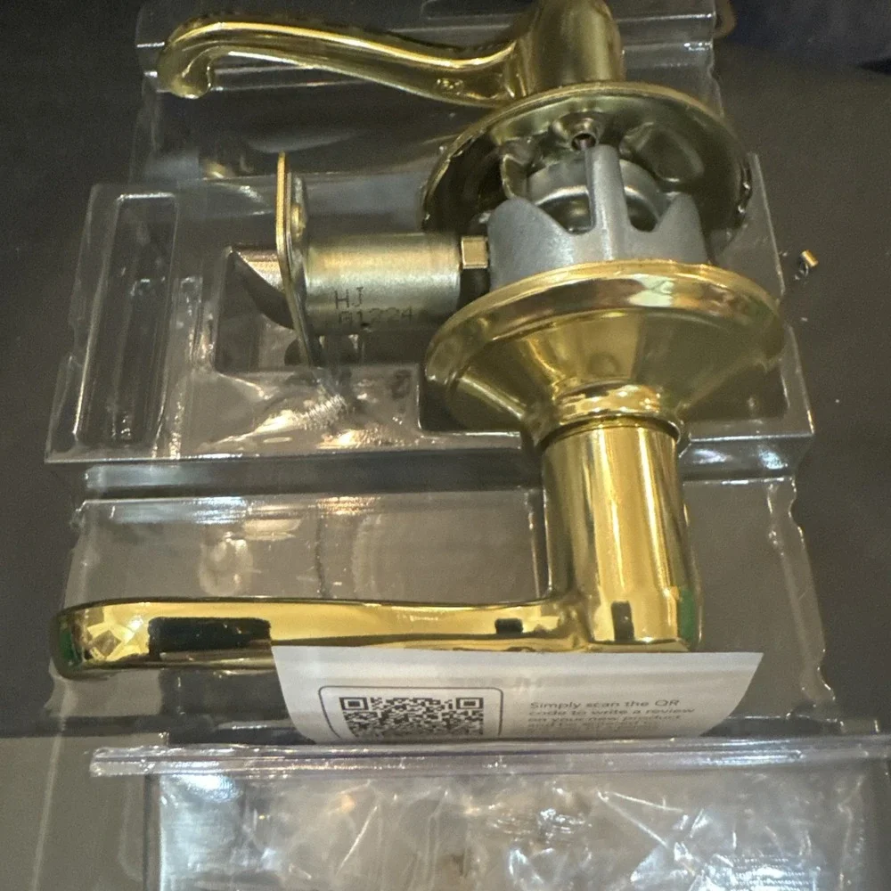 Schlage Flair Door Lever  Bathroom Privacy Lock Bright Brass Knobs F40 v fla 605